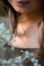 Load image into Gallery viewer, Yuna Necklace
