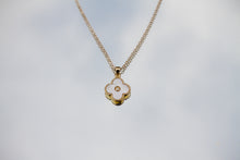 Load image into Gallery viewer, Elle Necklace
